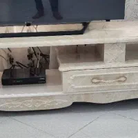 میز تلویزیون در حد نو
