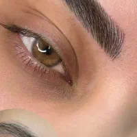 پذیرش مدل فیبروزابرووشیدینگ لب و