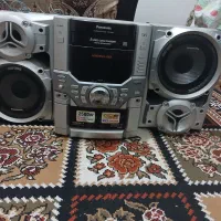 ضبط و باند فلش خور