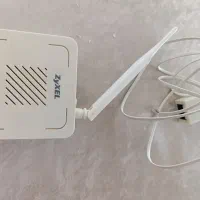 دوعدد مودم مشخصات در تصویر