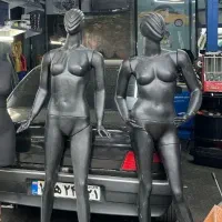 مانکن ویترین صندلی