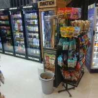 سوپر مارکت