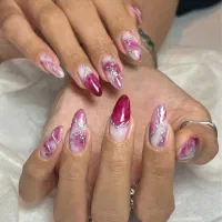 خدمات کاشت وترمیم ناخنبا بهترین متریال|خدمات آرایشگری و زیبایی|فردیس, فردیس|دیوار