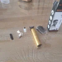 ماشین صفر زن به همراه سیم شارژر و سه عدد شانه|آرایشی، بهداشتی، درمانی|سنندج, |دیوار