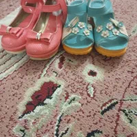 دوتا کفش بچه گانه