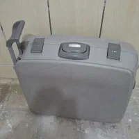 چمدان خارجی|کیف، کفش، کمربند|شیراز, کوشک میدان|دیوار