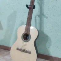 گیتار دست ساز