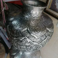 سماور ذغالی و گلدان مسی قلم دست|کلکسیون اشیاء عتیقه|تهران, شادآباد|دیوار