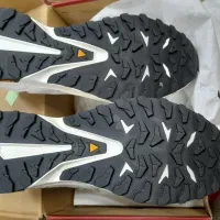 ۲جفت کتونی نو|کیف، کفش، کمربند|شاهدشهر, |دیوار