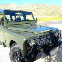 لندرور دیفندر