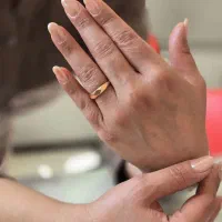 کاشت ناخن اقتصادی|خدمات آرایشگری و زیبایی|اندیشه, اندیشه فاز ۱|دیوار
