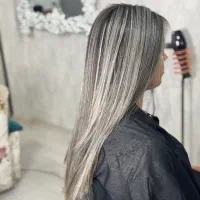 بندکار ماهر و همکار سالن