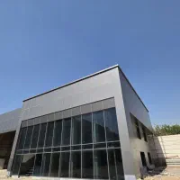 کرتین وال ، پنجره ، هندریل ، لوور و کلیه خدمات نما|خدمات پیشه و مهارت|قم, سالاریه|دیوار