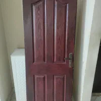 درب فروشی بهمراه دستگیره