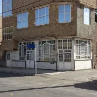 فروش یک دستگاه خانه دوطبقه سند ۶دانگ تجاری فریمان