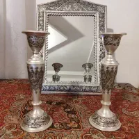 ست آیینه و شمعدان هنری برنجی با نقش لیلی و مجنون