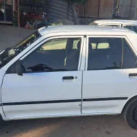 پراید سفید رنگ