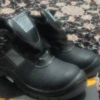 کفش ایمنی جنس عالی