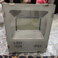 پروژکتور 100وات