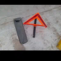 نخ مثلث