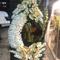 تاج گل آماده