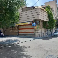 ملک-کلنگی-با-یازده-متر-تجاری-نبش-بفروش-می-رسد