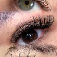 اکستنشن مژه لیفت ابرو با بهترین کیفیت میدان منیریه