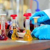 تدریس شیمی دبیرستان، کنکور و دانشگاه .