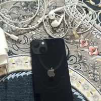 گوشی آیفون 13 با هندزفری و شارژر ، درحد نو بدون خش