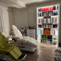 اجاره چهار روز در هفته مطب زیبایی