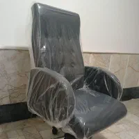 صندلی اداری گردان مدیریتی چرخدار نو