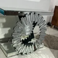 آیینه کنسول نو و تمیز