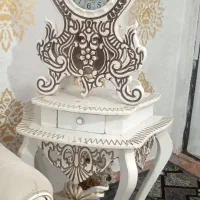 گنجه وساعت ومیز تلویزیون