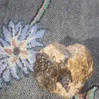 سنگ قیمتی|جواهرات|شهریار, شهریار|دیوار