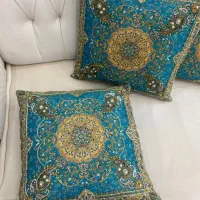 کوسن|مبلمان خانگی و میز عسلی|شیراز, فرهنگ شهر|دیوار