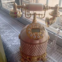 تلفن رومیزی سلطنتی نوی نو