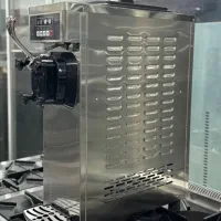 دستگاه بستنی قیفی رو میزی