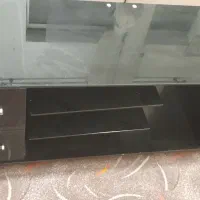 میز تلوزیون  سالم تمیز.