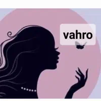 شاگرد ارایشگا زنانه