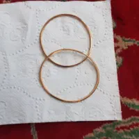 یه جفت النگو اینه ای