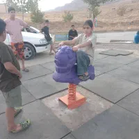 تکان دهنده فنری|اسباببازی|شیراز, چنچنه|دیوار