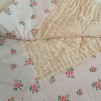 رختخواب|رختخواب، بالش، پتو|نجف‌آباد, جلال آباد|دیوار