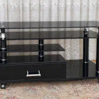 میزتلویزیون شیشه ای