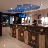 اپارتمان ۲۰۰ متری با لابی و نگهبانی(امینی)