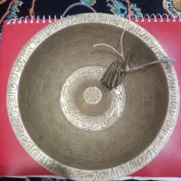 کاسه دعا شفای آب عتیقه و قدیمی با 13 کلید برنجی