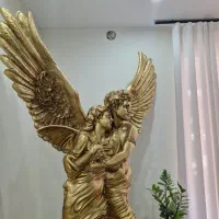 مجسمه آدم و حوا