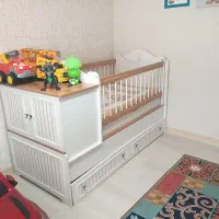 سرویس سیمونی تخت و کمد در حد نو