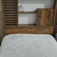 تخت تک نفره