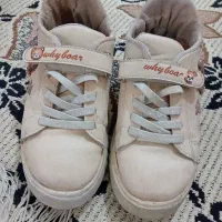 تعدادی کفش|کیف، کفش، کمربند|ملایر, |دیوار