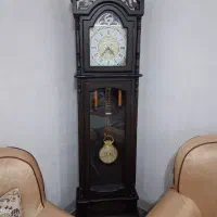 ساعت چوبی ایستاده